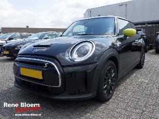 skadebil auto Mini Mini Electric Resolute Edition 33kWh Camden 2022/7