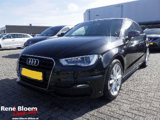 Coche accidentado Audi A3 SPORTBACK 1.6 TDI Ambition S-Line 110pk 2015/6
