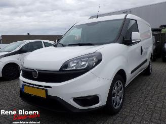 krockskadad bil bedrijf Fiat Doblo Cargo 1.3 Multijet L2H1 Maxi SX 2021/5