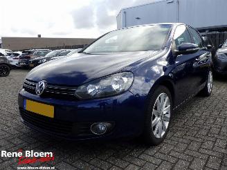 krockskadad bil auto Volkswagen Golf 1.4 TSI Highline 122pk 2009/9
