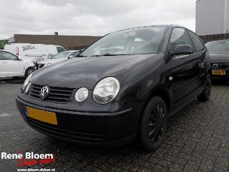 krockskadad bil auto Volkswagen Polo 1.4-16V Athene Airco 75pk 2004/4
