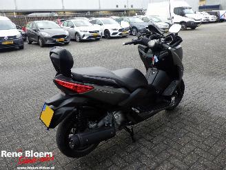 Yamaha XMAX 250  picture 4