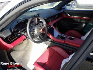 Porsche Taycan 4 Cross Turismo picture 13