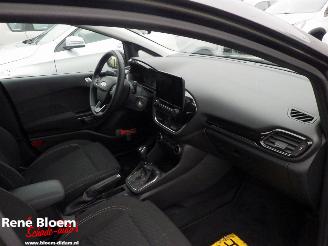 Ford Fiesta 1.0 EcoBoost Titanium Hybrid picture 12