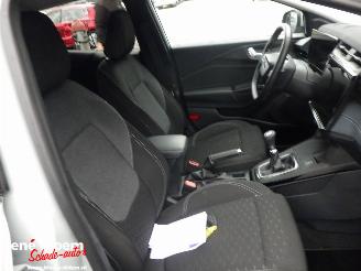 Ford Puma 1.0 EcoBoost Hybrid Titanium picture 9