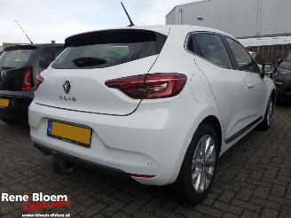 Coche accidentado Renault Clio 1.0 TCE Intens 5drs Navi 2021/10