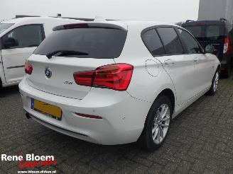 Schadeauto BMW 1-serie 118i Sport Automaat 5drs 136pk 2016/11