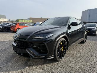 krockskadad bil auto Lamborghini Urus 4.0 V8 Carbon Full Option 650pk 2022/2