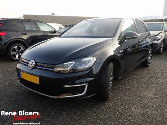 Voiture accidenté Volkswagen e-Golf  2018/11