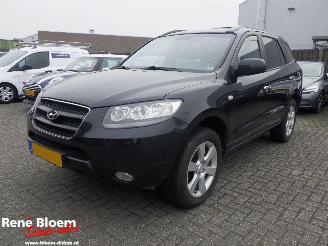 damaged passenger cars Hyundai Santa Fe 2.7 V6 Style 2007/3