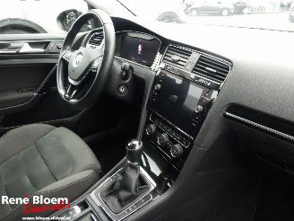 Volkswagen Golf 1.6 TDI HighLine R-Line 5drs picture 11