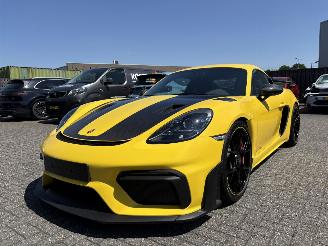 Damaged car Porsche 718 Cayman GT4 RS Weissach 500pk Full Options 2025/2