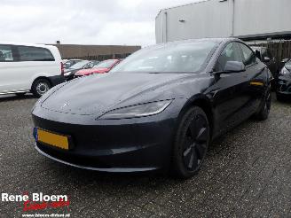 krockskadad bil auto Tesla Model 3 RWD 60kwh 283pk Aut 2024/6