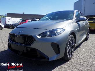 Coche accidentado BMW 1-serie 120i M-pakket Automaat 2025/4