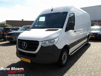 skadebil bedrijf Mercedes Sprinter 317 1.9 CDI L4H3 170pk Aut 2022/12