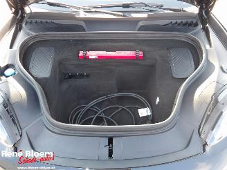 Porsche Macan 4 100kWh picture 23