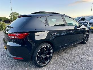 Seat Leon Gereserveerd 1.4 TSI 140pk 6-bak FR Bus 5drs - pano - nap - vaste prijs - navi - half leer - stoelverw - sportonderstel - 18 inch lmv picture 5
