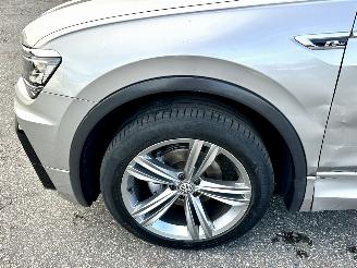Volkswagen Tiguan gereserveerd 1.4 TSI 150pk aut + f1 R-Line - pano - nap - massage - trekh - front + line assist - dynaudio - virtual picture 84