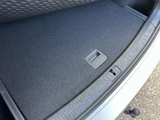 Volkswagen Tiguan gereserveerd 1.4 TSI 150pk aut + f1 R-Line - pano - nap - massage - trekh - front + line assist - dynaudio - virtual picture 94