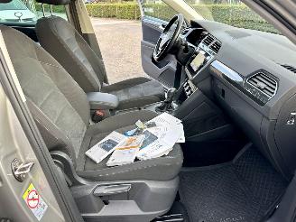 Volkswagen Tiguan gereserveerd 1.4 TSI 150pk aut + f1 R-Line - pano - nap - massage - trekh - front + line assist - dynaudio - virtual picture 45