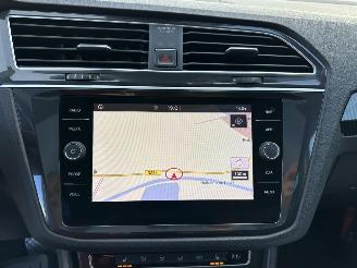Volkswagen Tiguan gereserveerd 1.4 TSI 150pk aut + f1 R-Line - pano - nap - massage - trekh - front + line assist - dynaudio - virtual picture 38