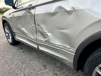 Volkswagen Tiguan gereserveerd 1.4 TSI 150pk aut + f1 R-Line - pano - nap - massage - trekh - front + line assist - dynaudio - virtual picture 83