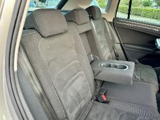 Volkswagen Tiguan gereserveerd 1.4 TSI 150pk aut + f1 R-Line - pano - nap - massage - trekh - front + line assist - dynaudio - virtual picture 59