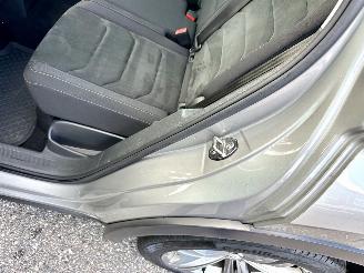 Volkswagen Tiguan gereserveerd 1.4 TSI 150pk aut + f1 R-Line - pano - nap - massage - trekh - front + line assist - dynaudio - virtual picture 64