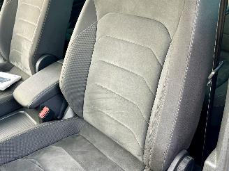Volkswagen Tiguan gereserveerd 1.4 TSI 150pk aut + f1 R-Line - pano - nap - massage - trekh - front + line assist - dynaudio - virtual picture 52