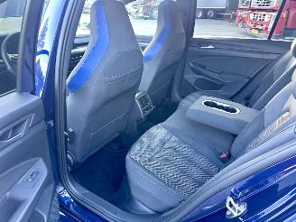 Volkswagen Golf GTE 1.4T 225pk aut + f1 Plug-in hybr - pano - hud - virtual - keyless - stoel + stuurverw - iq - pdc v+a - sfeerverlichting picture 23