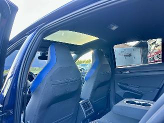 Volkswagen Golf GTE 1.4T 225pk aut + f1 Plug-in hybr - pano - hud - virtual - keyless - stoel + stuurverw - iq - pdc v+a - sfeerverlichting picture 42