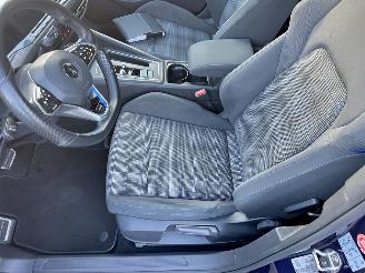 Volkswagen Golf GTE 1.4T 225pk aut + f1 Plug-in hybr - pano - hud - virtual - keyless - stoel + stuurverw - iq - pdc v+a - sfeerverlichting picture 34