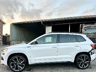 Coche accidentado Skoda Karoq 1.5 TSI 2021/10