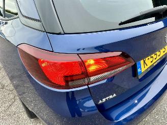 Opel Astra sports tourer bus elegance 1.2T 131pk 6-bak - nap - navi - cam - bose - stoelverw v+a - stuurverw - keyless - front + line assist picture 113