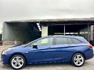 Unfallwagen Opel Astra Sports tourer 1.2T 2021/2