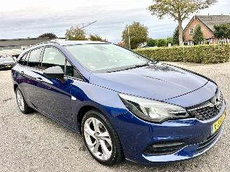 Opel Astra sports tourer bus elegance 1.2T 131pk 6-bak - nap - navi - cam - bose - stoelverw v+a - stuurverw - keyless - front + line assist picture 4