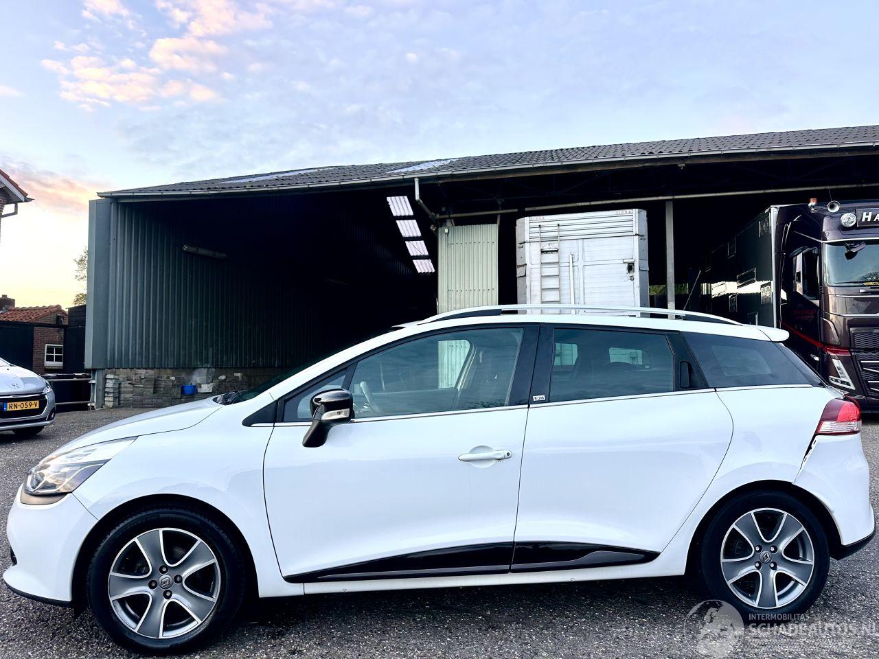 Renault Clio Estate 1.5 dCi 90pk Eco Night&Day - nap - navi - camera - nw distr.riem bij 286dkm - 4x nw michelin