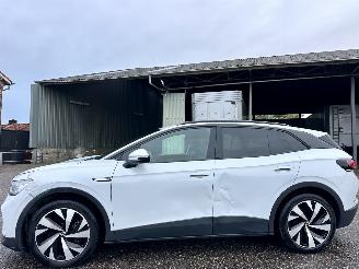 skadebil auto Volkswagen ID.4 Business 77Kwh 204pk aut 2021/12