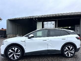 krockskadad bil auto Volkswagen ID.4 Business 77Kwh 204pk aut 2021/12