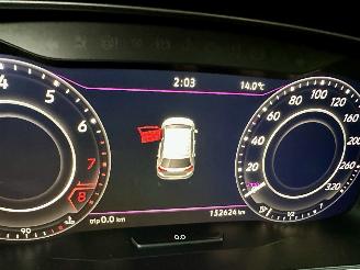 Volkswagen Golf 2.0 TSI GTI 245pk aut + f1 Perf. 5drs - pano - cam - virtual - keyless - acc - front assist - carplay - sfeerverlichting picture 71