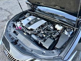Lexus ES 300H Hybrid 243pk aut + f1 Luxury Line - schuifdak - nap - front + line + side assist - stoelverw + koeling picture 87