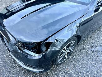 Mercedes E-klasse 220D 194pk 9-traps aut + f1 Excl Line - widescreen - front + line + side assist - cam - navi - sfeerverl picture 10