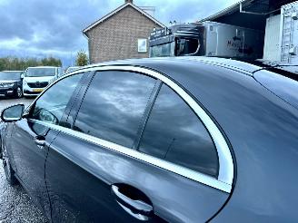 Mercedes E-klasse 220D 194pk 9-traps aut + f1 Excl Line - widescreen - front + line + side assist - cam - navi - sfeerverl picture 100