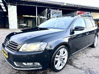 Avarii autoturisme Volkswagen Passat 2.0 TDI 140pk aut + f1 Highl Exe Edition - pano - 2013/3
