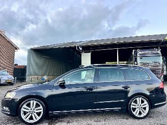 uszkodzony samochody osobowe Volkswagen Passat 2.0 TDI 140pk aut + f1 Highl Exe Edition - pano - dvd in hoofdsteunen 2013/3