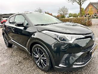 Toyota C-HR 1.8 Full Hybrid 148pk aut Energy - 42dkm nap - navi - camera - keyless entry + start - front + line assist picture 4