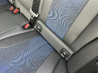 BMW 1-serie 118D 2.0 150pk 8-traps aut + f1 M-Sport - pano - front + line + side + park assist - sfeerverl - keyless - virtual picture 70