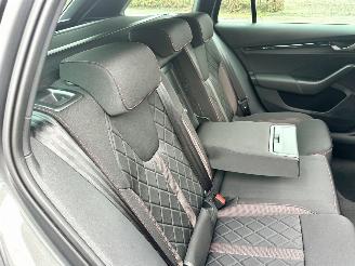 Skoda Octavia RS 2.0 TSI 265pk Aut + F1 Combi - pano - crystal light - front + line + side assist - virtual - 19 inch - keyless picture 72