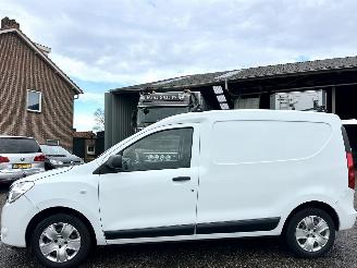 Vrakbiler auto Dacia Dokker 1.5 dCi 90pk 6-bak euro6 Solid - nav - airco - aux+usb - stuurbed - elektr pakket - schuif + klapdeuren 2020/6