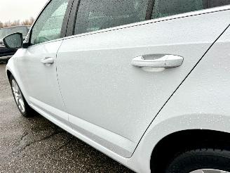 Skoda Octavia 1.0 TSI 116pk 6-bak Greentech Bus Edition Plus - xenon - virtual - camera - pdc - carplay - clima - cruise picture 93